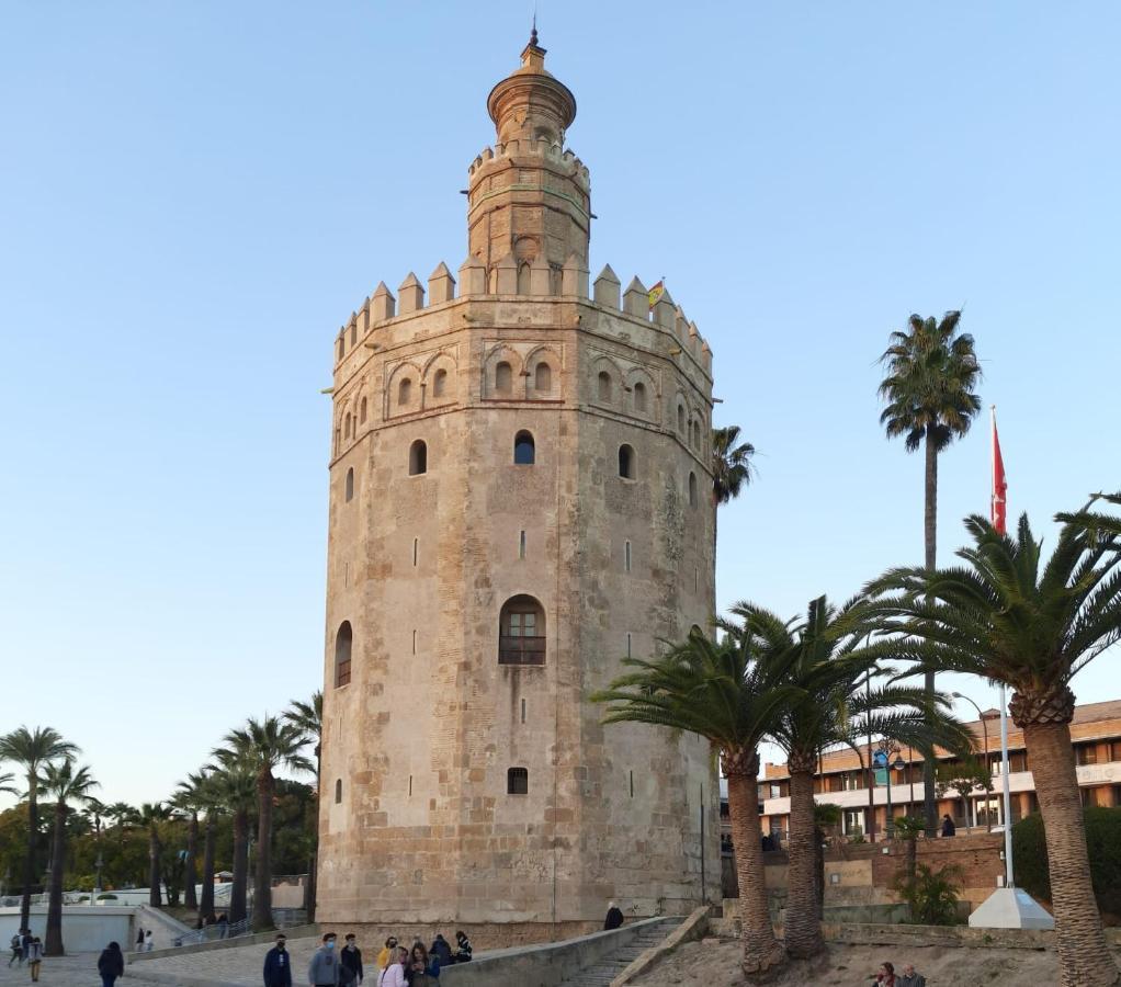 El Reloj Del Viajero Apartman Sevilla Kültér fotó